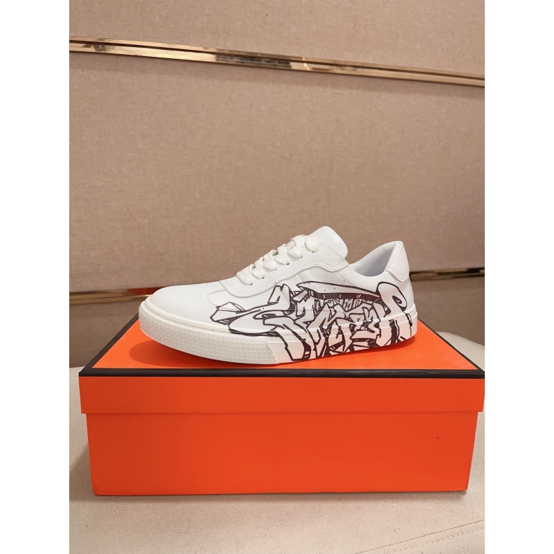 H**mes sneakers